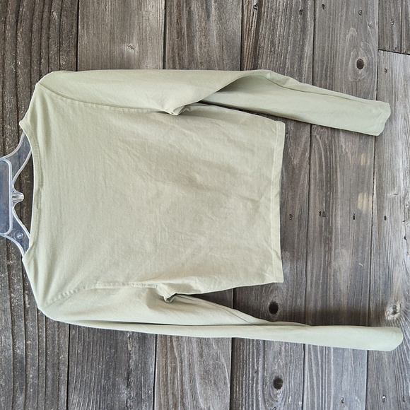 Cotton On light green long sleeved top size small - Picture 6 of 7